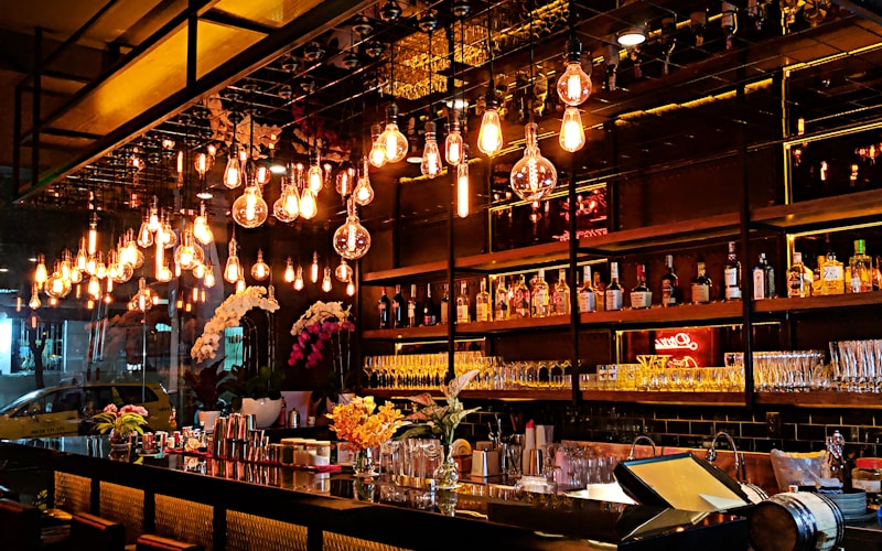 Bar Crawl party bus and limo rental β Party Bus Quotes