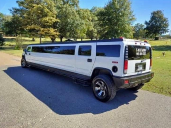 16 Passenger SUV Stretch H2 Hummer Limousine Memphis (USE PROM PRICING for HOME Ole Miss College Football Games SATURDAYS SEPT OCT NOV DEC)