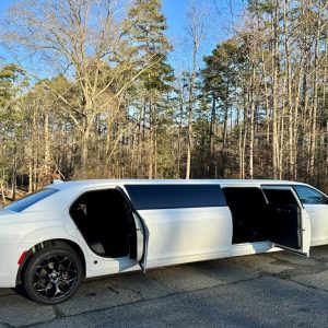 10 Passenger Chrysler 300 Stretch Limousine Charlotte